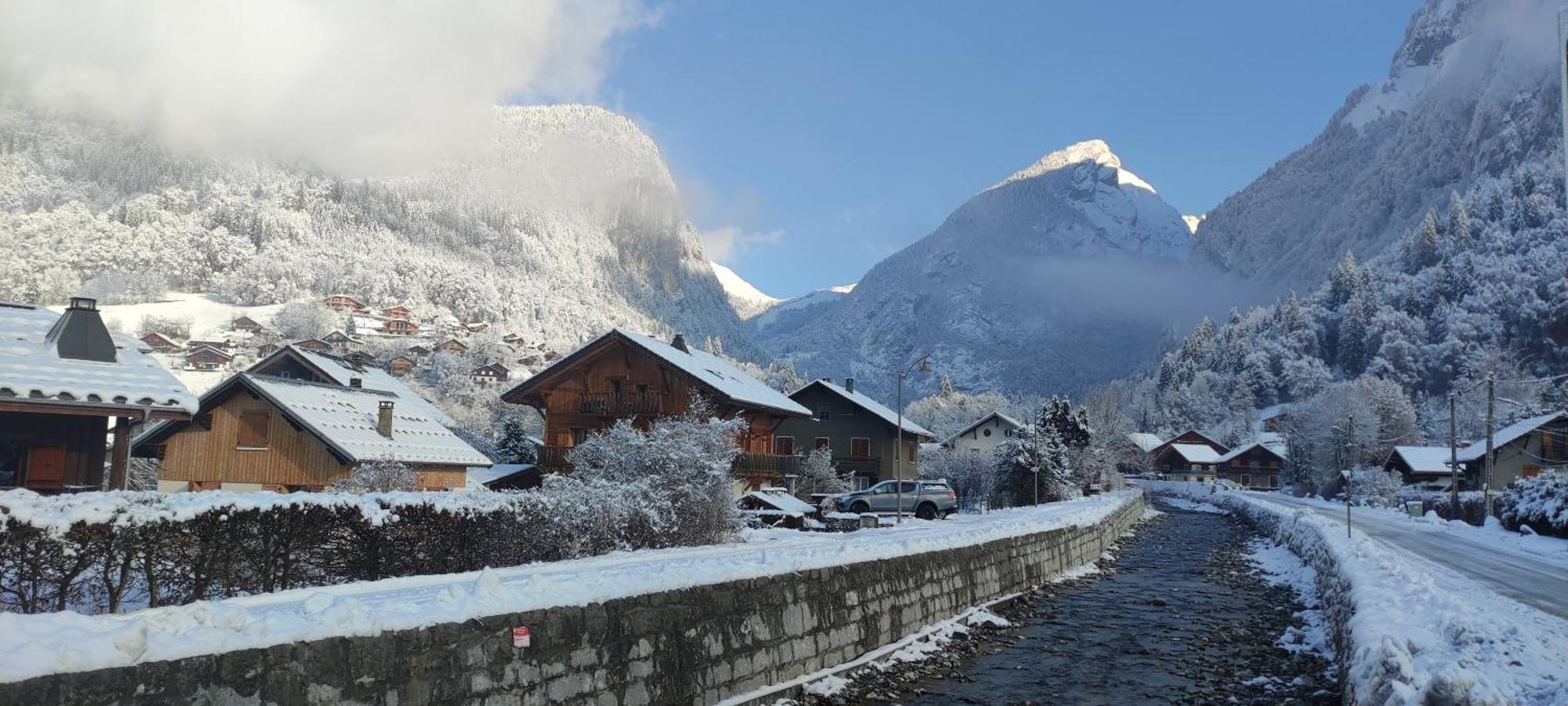 Appartement Le Grand Tetras à Samoëns Extérieur photo
